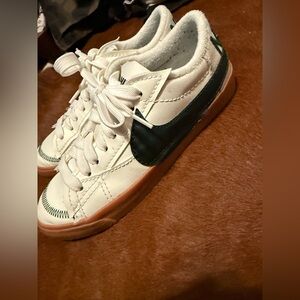 Nike Blazer Low